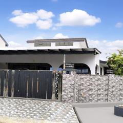 Jaya Homestay KT -End Lot-