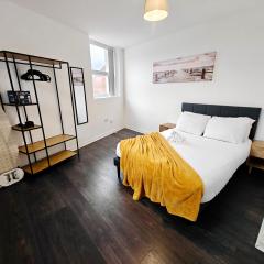 Modern 1BR Business Stay with Fast WiFi