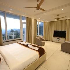 Munnar Peak Paradise