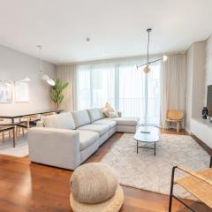 Modern 2BR with Maids Room Near City Walk Mall