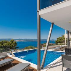 Studio Apartman Mia 1 - Omis by Villas Guide