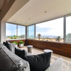 6 Selwyn Court - Beach Front