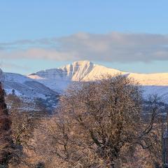 Mountain Suite, Stunning Views, Brecon Beacons