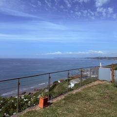 Lovely chalet with uninterrupted sea views