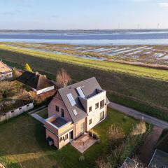 Deichkoje12 Deck 1 EG direkt am Eiderdeich nur 7 km bis zur Nordsee und 20 Min bis Sankt Peter Ording
