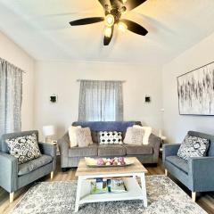 Newly Remodeled 2 Bedroom Home in Shelbyville Family Friendly