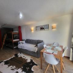 Charmant studio à Montgenèvre, proche centre, balcon ensoleillé - FR-1-266-255