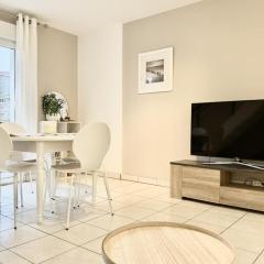 Havre de paix ensoleillé à Ploemeur Jardin