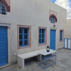 318 Oia Villa