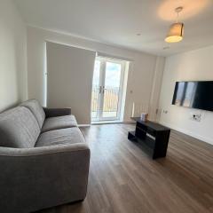 Modern 2BDR Oasis Home by Watford General