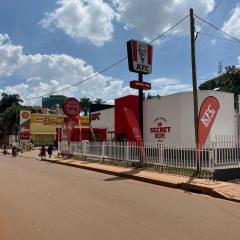 Urban,cozy one bedroom 6 mins Walk to acaciamall