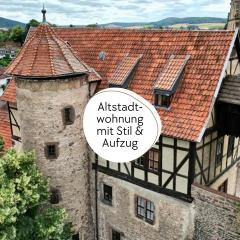 Amalias Altstadtquartier - Apartment mit Aufzug & Garten in der Hinterburg Schlitz - 2 Schlafzimmer, Parkplatz, Altstadtflair für Paare & Ruhesuchende