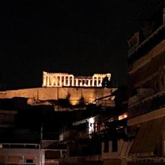 Neos - Acropolis View