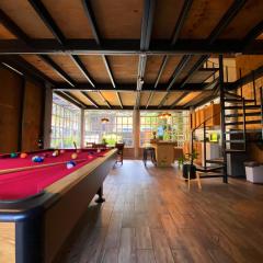 Casa Encino con alberca climatizada en Tepoztlán