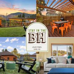 JoLee Pines, Close to Attractions, Great View