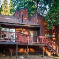 Be Pine - Pet-friendly cabin close to trails