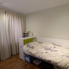 Bright ensuite with WiFi Parking available