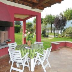 Idyllic cottage next to the beautiful Lake Idro