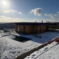 Oakstone Lodge- Gite avec Jacuzzi Piscine et Sauna