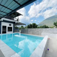 Yankoi Mountains view