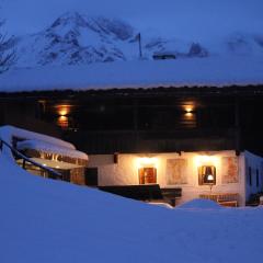 Mountain Chalet Obertreyen