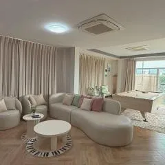 พูลวิลล่าในชะอำ: สวรรค์สำหรับการพักผ่อน