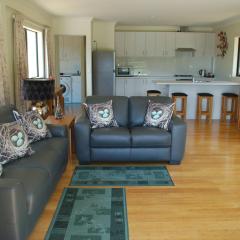 Kohinui Glade Holiday Cottage