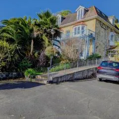 St Maur