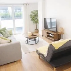 Zone 1 Bright and Modern 3 Bed Apt Hyde Park Central London