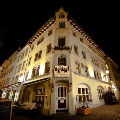 Hotel Albani Bar of Music