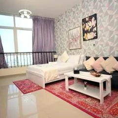 Stylish Studio -Bright & Airy Al Reem Retreat