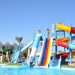 Queen Sharm Aqua Park Hotel