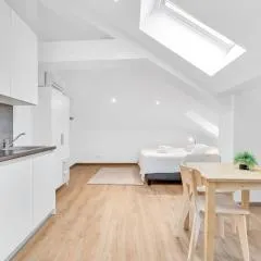 Studio 7 - Central near Place de Paris