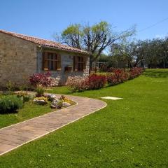 Holiday House Sweet Home