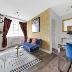 Chelsea Cloisters one bedroom flat near Sloane Square and Kings Road