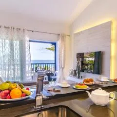Lidia & Paco Home two bedrooms beachfront