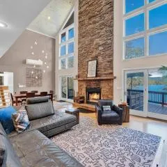 Lakefront Sunsets, Hot Tub, Pool Table, Kayaks