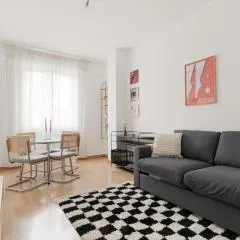 GuestHost - Cozy Flat near Gorla M1