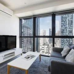 Bright & Cozy CBD Apartment