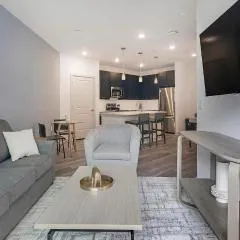 Landing Chic 1BD Yoga Studio Gym