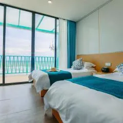 Alaya Beach Club