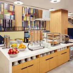 Home2 Suites By Hilton New York Times Square