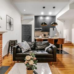 Historic Victorian with Deck and Parking