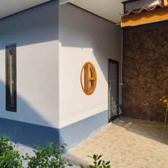 บ้านฮิกกะอาร์ทเกาะลิบง - HIK KA ART Koh Libong