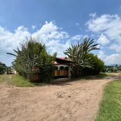 URUGANO VIRUNGA PALACE