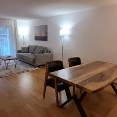 Executive 2 BD flat in city center - Hösch 1