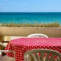 SE084 - Senigallia, nuovo monolocale fronte mare alle Piramidi