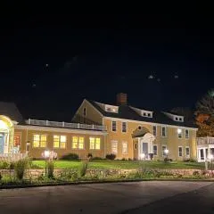 The Historic General Stanton Inn