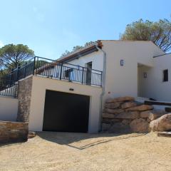 Villa in Var with Pool near Massif Maures