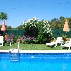 Beautiful Holiday Home in Esclanya with Swimming Pool